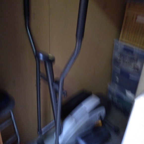 Air elliptical, - Picture 1 of 2
